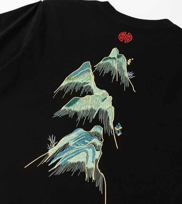Embroidered Jade Mountain Japanese T Shirt - Medium