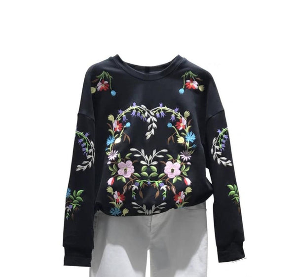 Embroidered Floral Autumn Japanese Sweatshirt - Small