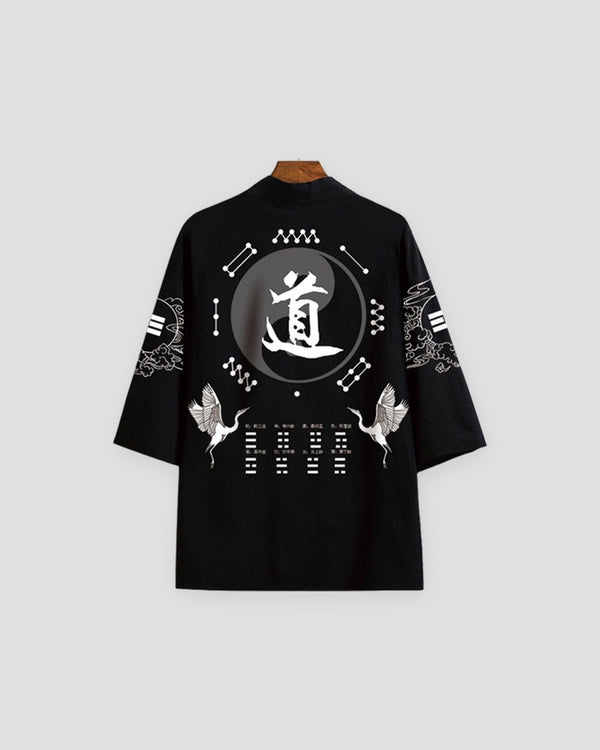 Back of the black haori with a gray circle, the character 道, two white cranes and trigram columns