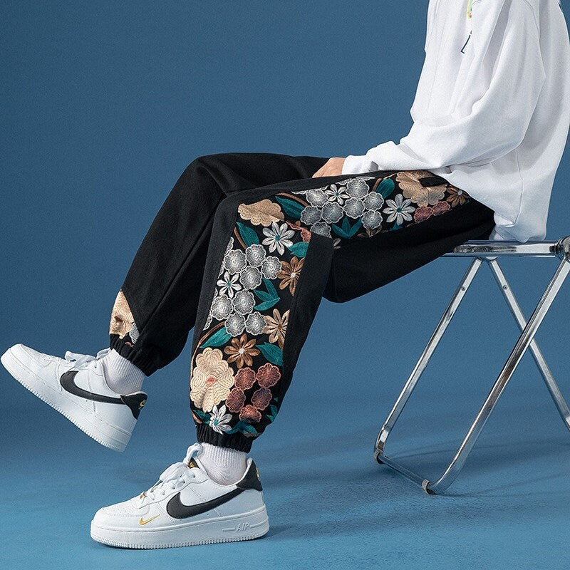 Side Floral Embroidered Streetwear Pants - Large