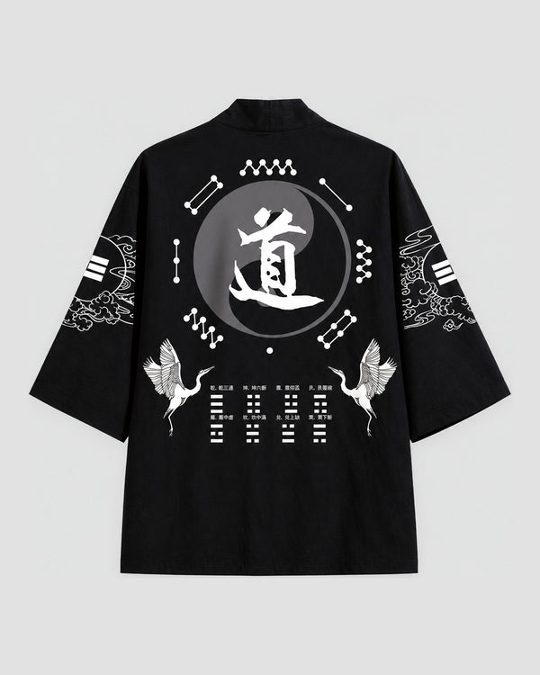 Back of the black haori with a gray circle, the character 道, two white cranes and trigram columns