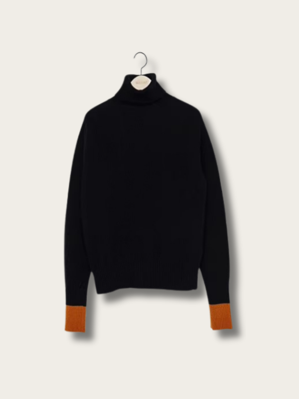 Contrast Charm Japanese Sweater - Black