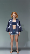 Classic Crane Kimono Jacket – Black Minimalist Design