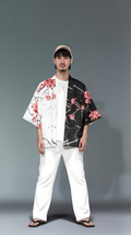 Black & White Floral Kimono Shirt – Elegant Cherry Blossom Design for Stylish Streetwear