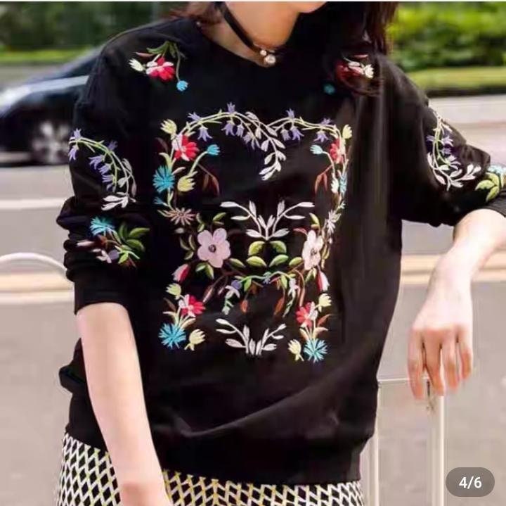 Embroidered Floral Autumn Japanese Sweatshirt - XL