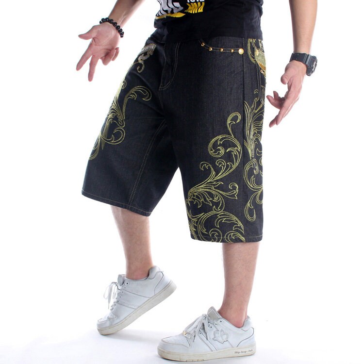 Leaves Design Embroidered Denim Japanese Shorts - 36