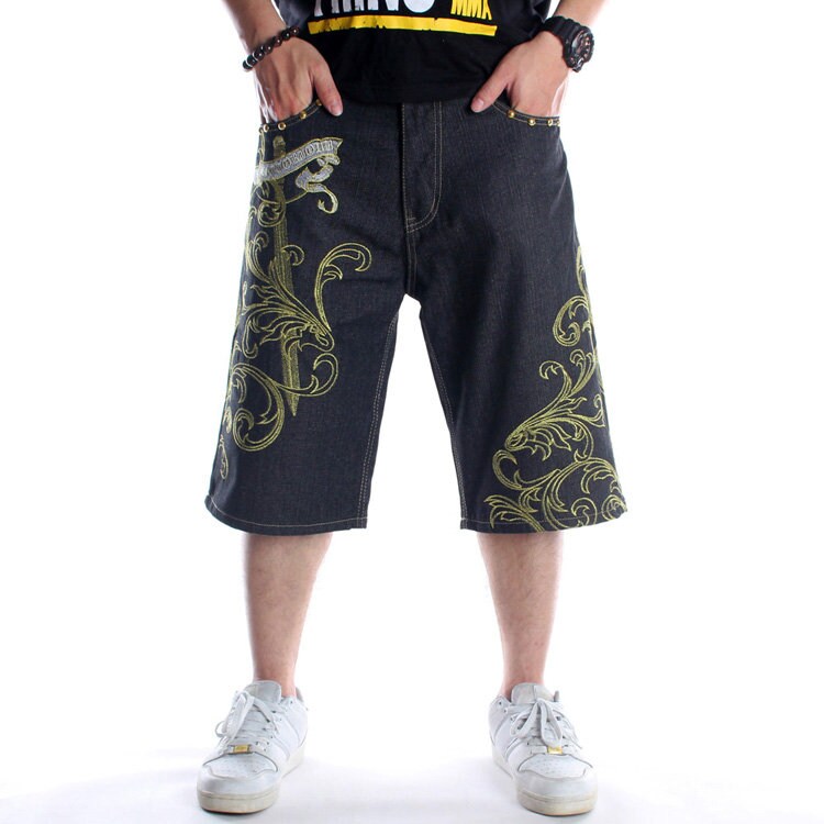 Leaves Design Embroidered Denim Japanese Shorts - 40