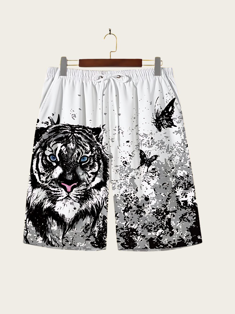 Tiger's Gaze Graphic Shorts - Medium