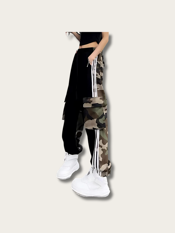 Hybrid Camo Japanese Cargo Pants - Large