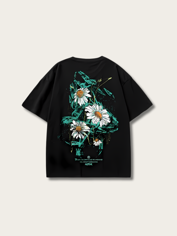 Daisy Flower Japanese T Shirt - Medium