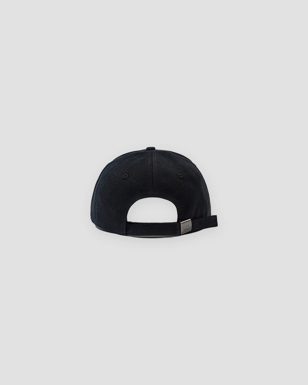 Black mountain sunrise cap, back view with the metal slider buckle